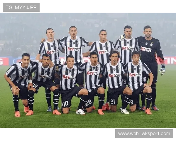 博洛尼亚主力门将斯科鲁普斯基伤停,防线危机加剧 博洛尼亚主力门将斯科鲁普斯基伤停,防线危机加剧